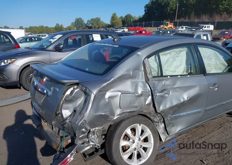 2011 Nissan Sentra 2.0Sl z USA, uszkodzony, nr VIN 3N1AB6AP4BL667790